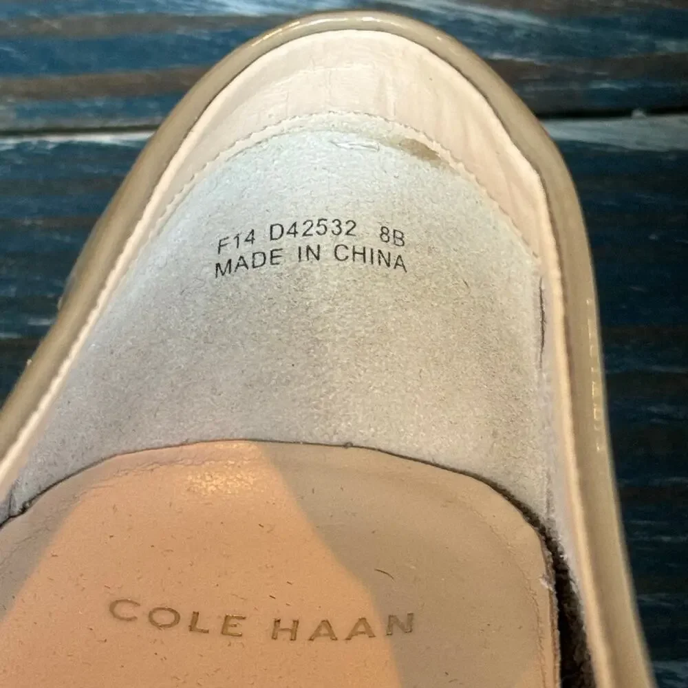 NWOT - COLE HAAN Cameo Loafer II, Patent leather shoes, women's size 8,